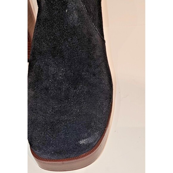 Marc Fisher LTD Size 9.5 Marysa black suede, Block Heel Platform Bootie LIKE NEW - Picture 6 of 7